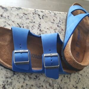 Birkenstock Arizona Nubuck Soft footbed size 40 or 9.5-10, Royal Blue- Rare